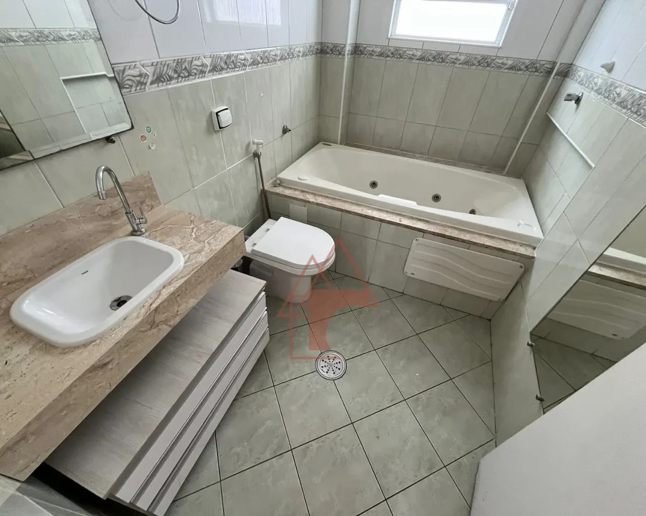 Imagem Apartamento com 3 Quartos à Venda, 87 m² em Gonzaga - Santos