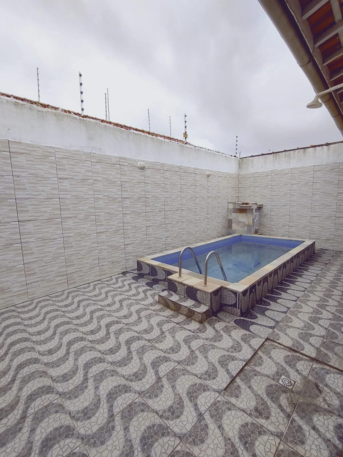 Imagem Casa com 2 Quartos à Venda, 7800 m² em Vila Atlântica - Mongaguá