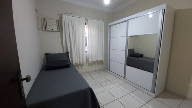 Imagem Casa com 2 Quartos à Venda, 252 metros em Vila Carlota - Campo Grande