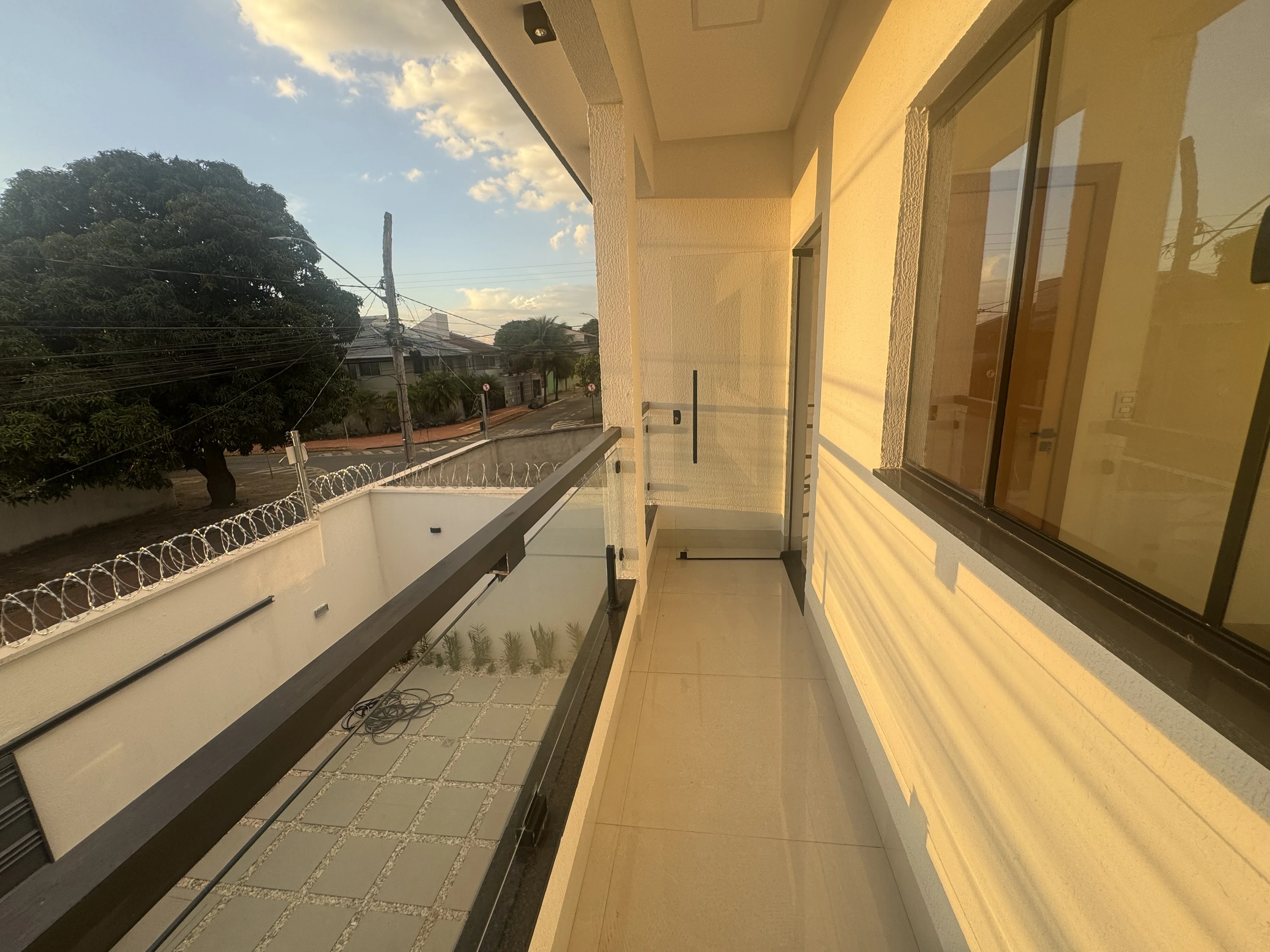 Foto do imóvel: Sobrado com 3 Quartos à Venda, 135 m² em Jardim América - Goiânia