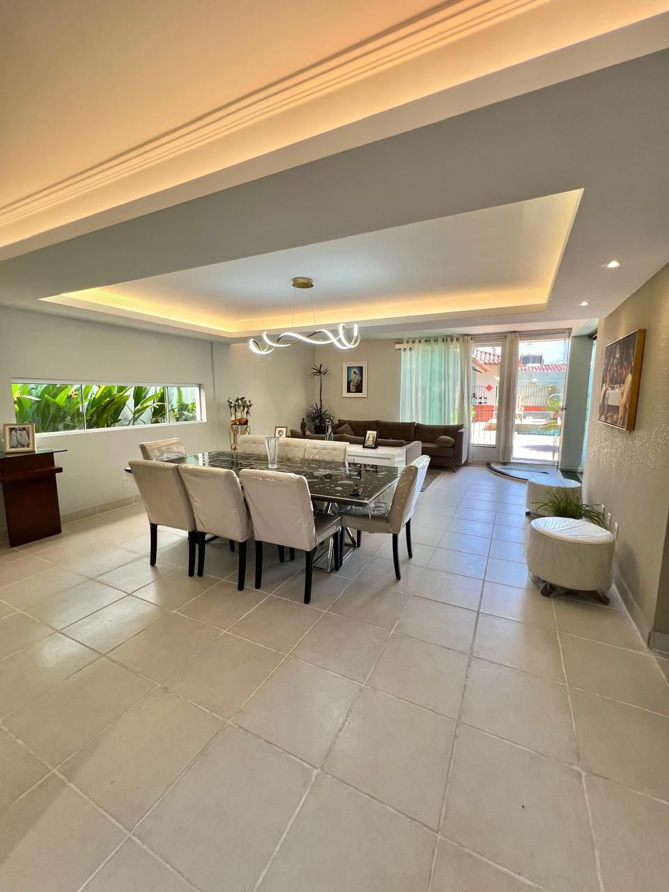 Imagem Casa com 3 Quartos à Venda, 320 m²em Curió-Utinga - Belém