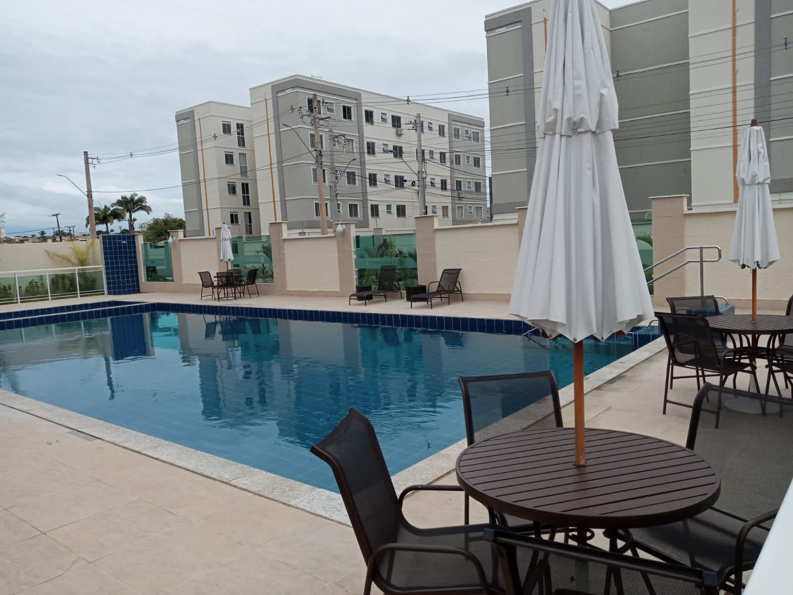 Imagem Apartamento com 2 Quartos para Alugar, 54 m² em Centro - Lauro de Freitas