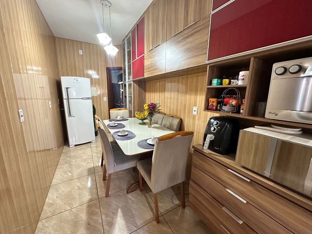 Foto do imóvel: Casa com 2 Quartos à Venda, 74 m² em Planalto - Belo Horizonte