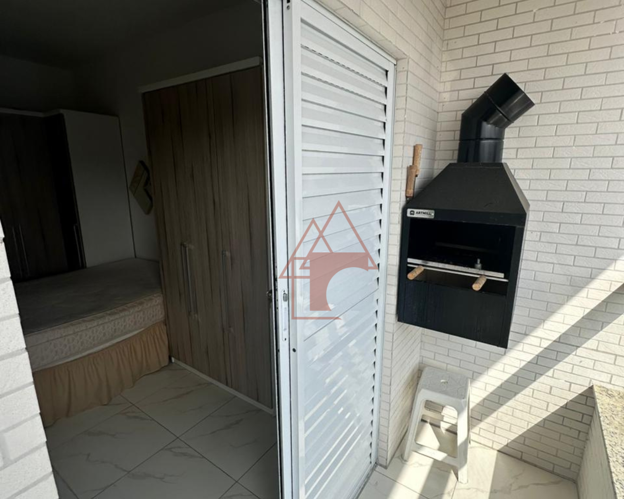 Imagem Casa com 2 Quartos à Venda, 75 m² em Caiçara - Praia Grande