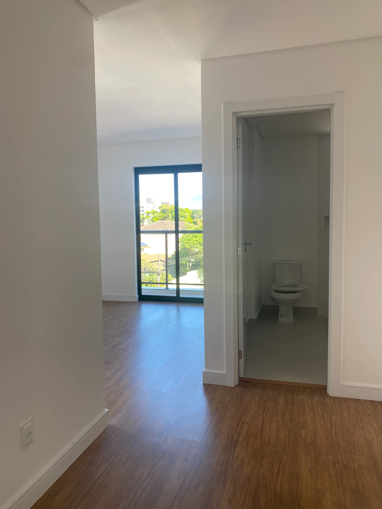 Imagem Apartamento com 2 Quartos à Venda, 119 m² em Saguaçu - Joinville
