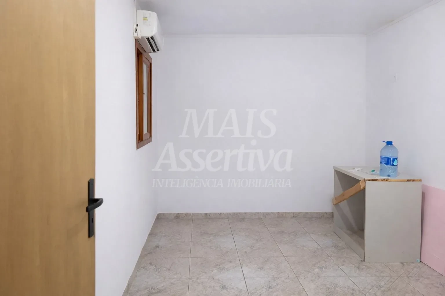 Imagem Casa com 2 Quartos à Venda, 86 m² em Diehl - Novo Hamburgo