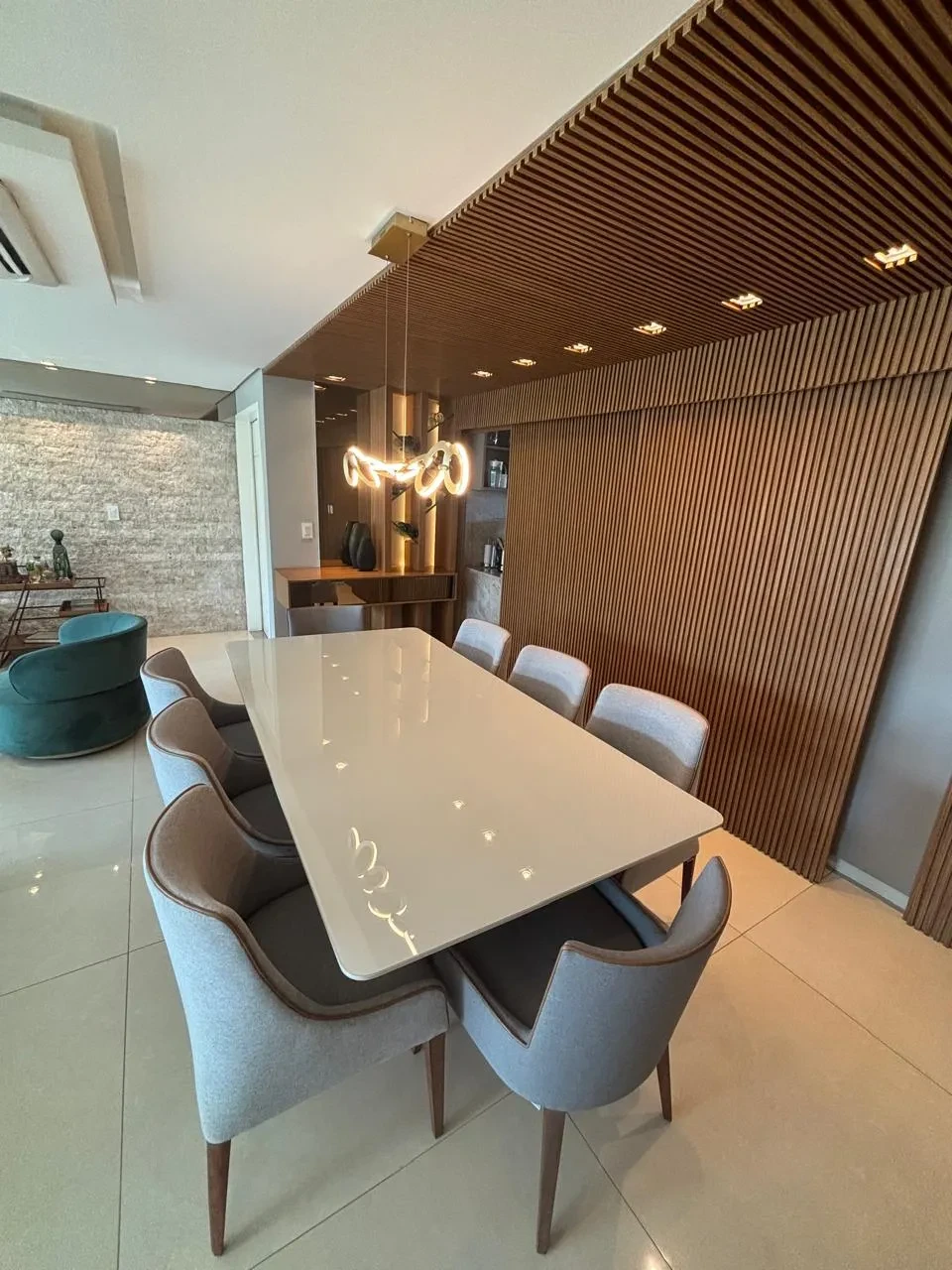 Imagem Apartamento com 4 Quartos à Venda, 200 m² em Macaxeira - Recife