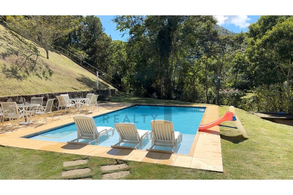 Foto do imóvel: Casa de Condomínio com 5 Quartos à Venda, 290 m² em Cuiabá - Petrópolis