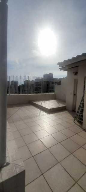 Imagem Cobertura com 4 Quartos à Venda, 258 m²em Icaraí - Niterói