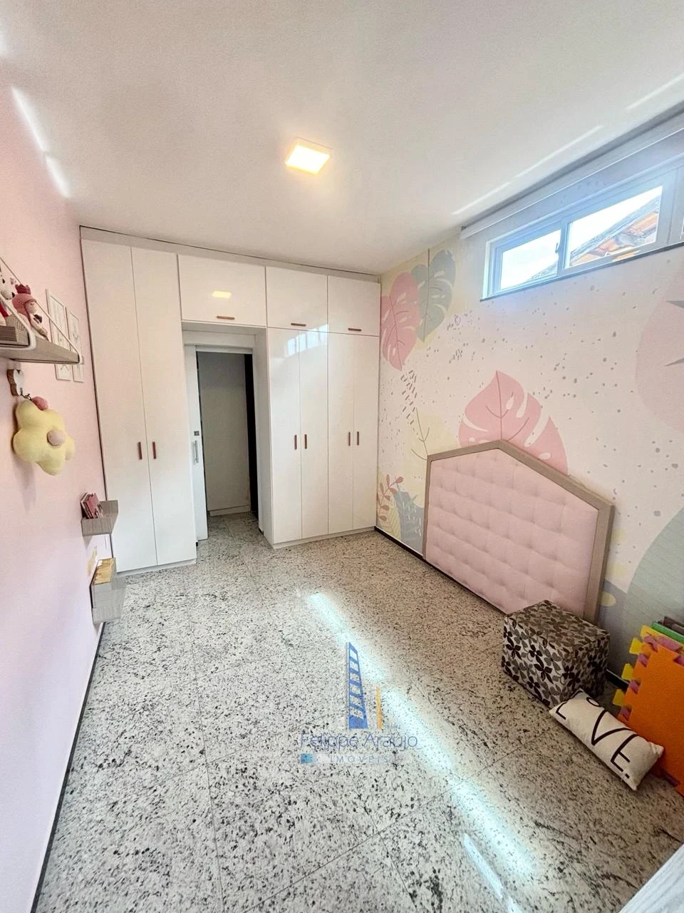 Imagem Casa com 4 Quartos à Venda, 160 m² em Jardim Cearense - Fortaleza