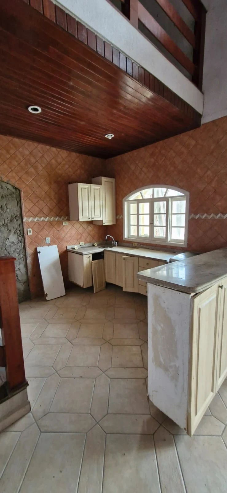 Imagem Sobrado com 1 Quarto à Venda, 80 m² em Flórida Mirim - Mongaguá