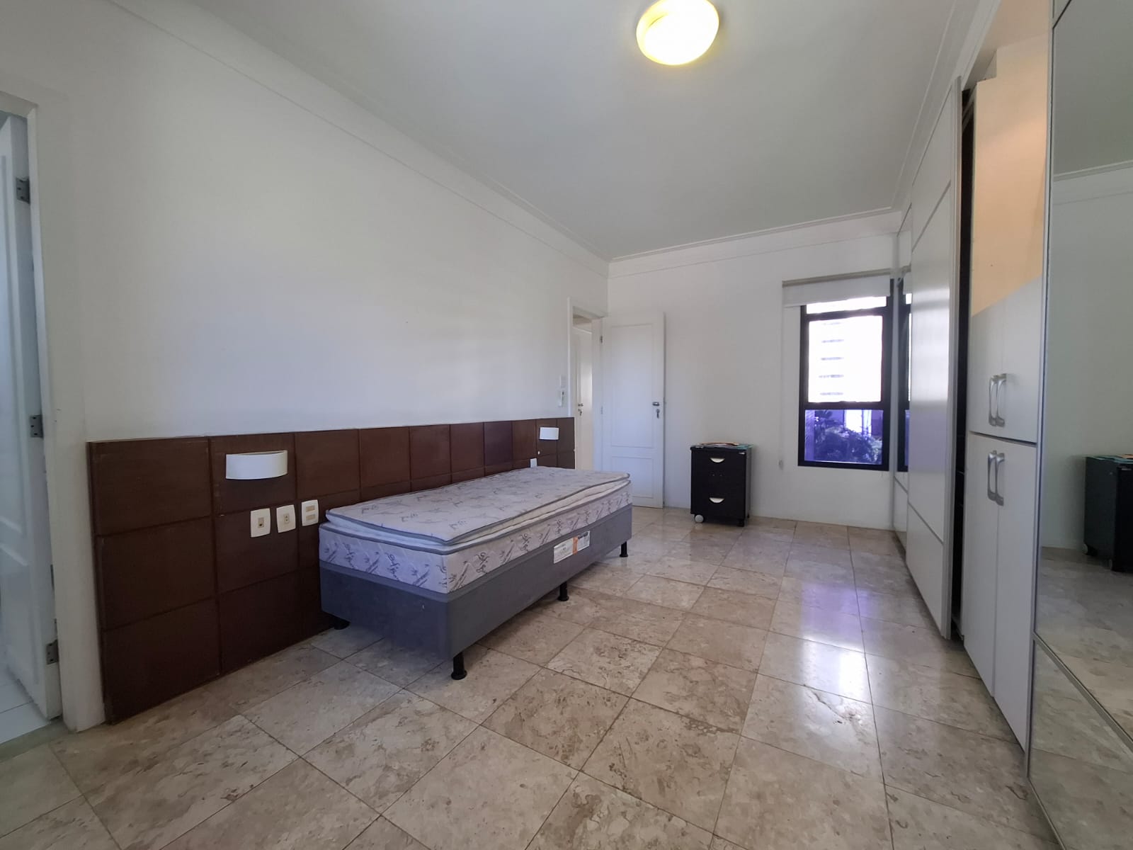 Foto do imóvel: Apartamento com 4 Quartos à Venda, 224 m² em Pituba - Salvador