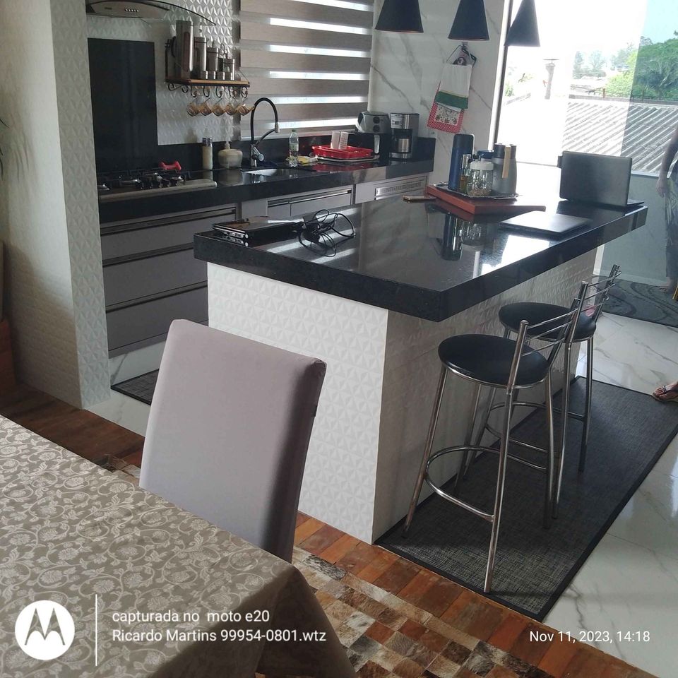 Imagem Casa com 3 Quartos à Venda, 180 m²em Jardim Angélica - Criciúma