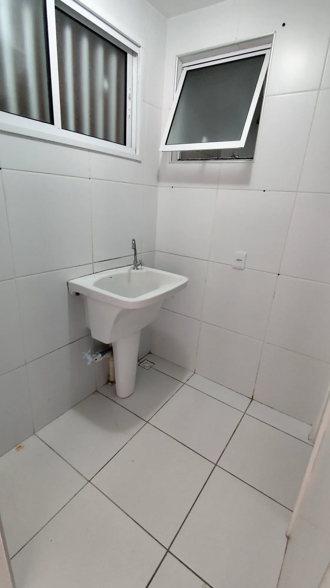 Imagem Apartamento com 3 Quartos para Alugar, 74 m² em Calhau - São Luís