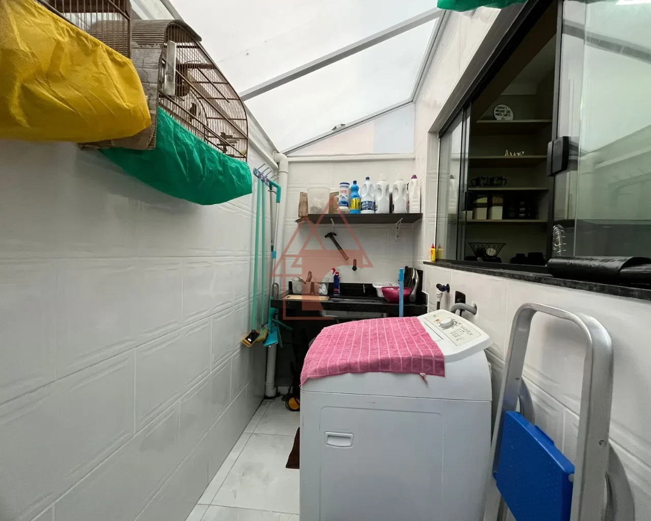 Imagem Sobrado com 2 Quartos à Venda, 70 m² em Vila Ponte Nova - Cubatão