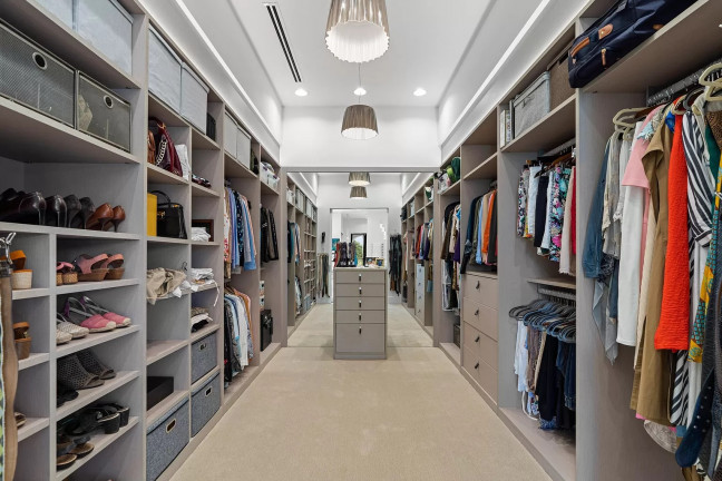 Foto do imóvel: Casa com 6 Quartos à Venda ou Locação, 2.000 m²em Alphaville Residencial Dois - Barueri