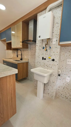 Imagem Apartamento com 2 Quartos à Venda, 63 m² em Marapé - Santos
