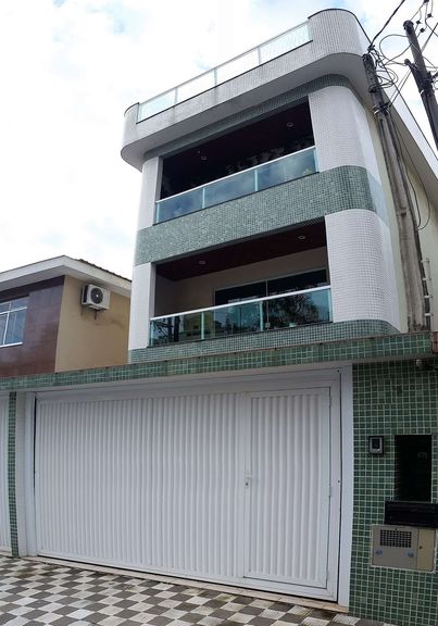 Casa com 3 Quartos à Venda, 250 m² em Ponta Da Praia - Santos