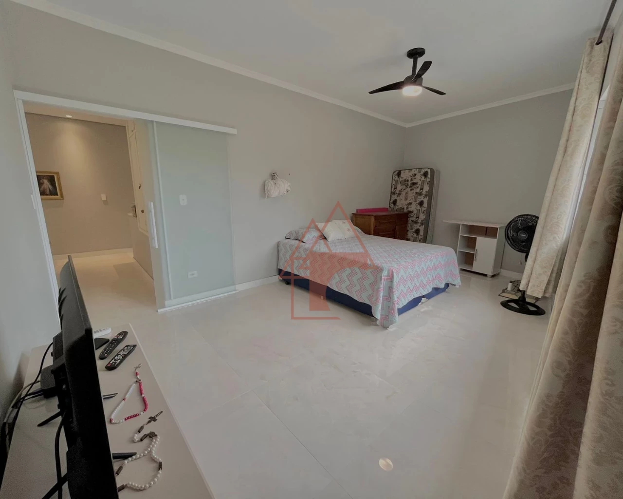 Imagem Casa com 4 Quartos à Venda, 129 m² em Vila Nova - Cubatão