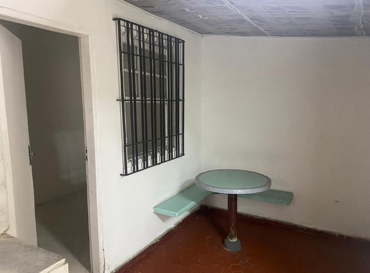 Imagem Casa com 5 Quartos à Venda, 250 m²em Nova Piraju - São Paulo