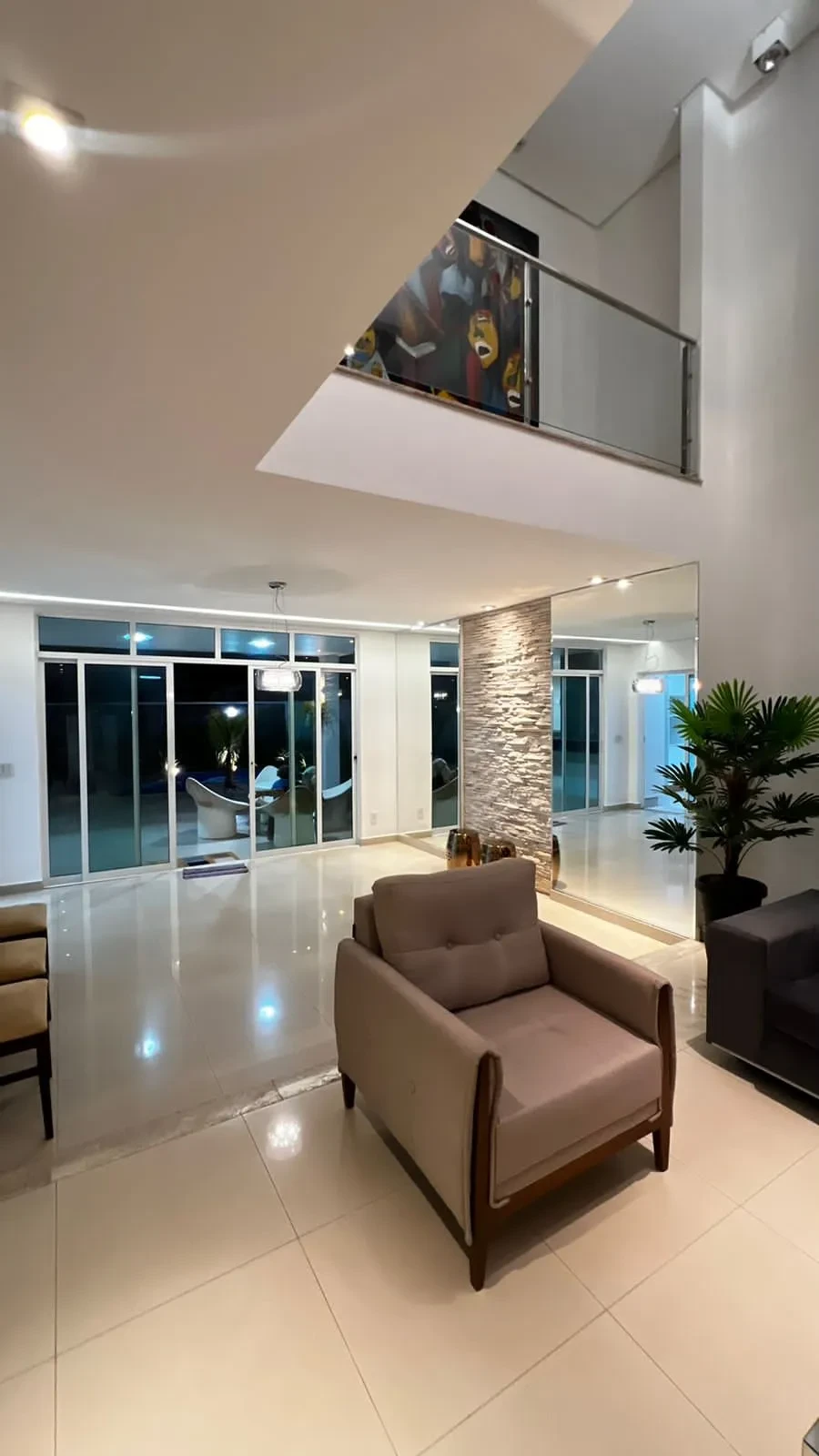 Imagem Casa de Condomínio com 4 Quartos à Venda, 325 m² em Cidade Vera Cruz - Jardins Mônaco - Aparecida de Goiânia