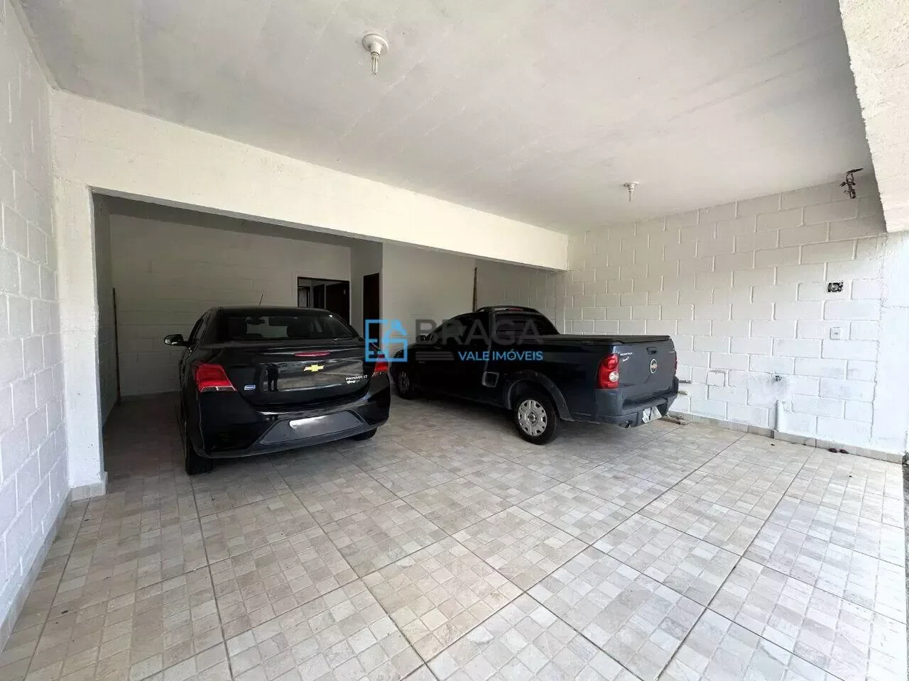 Imagem Casa com 3 Quartos à Venda, 269 metros em Jambeiro - Jambeiro