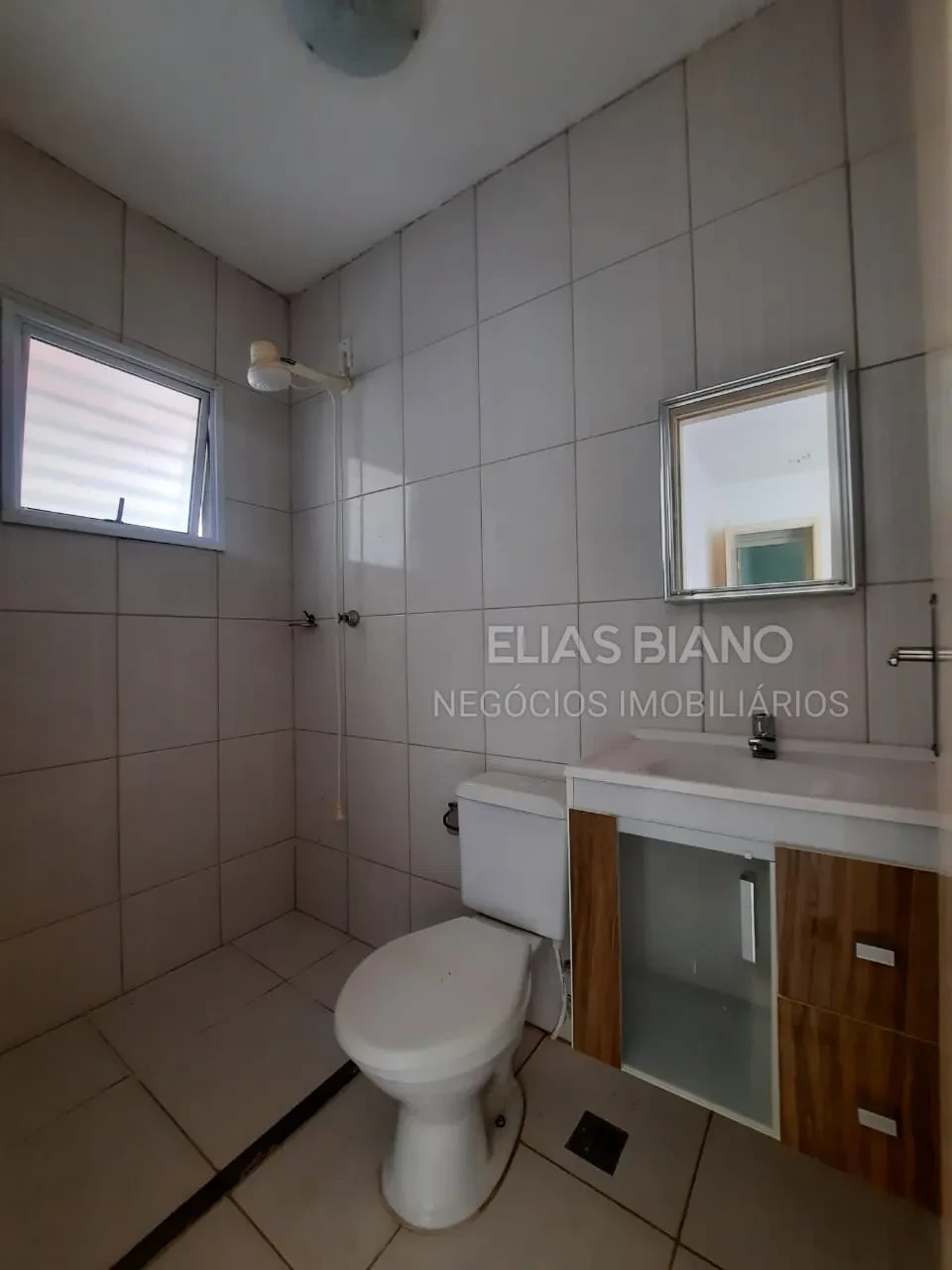 Imagem Casa de Condomínio com 3 Quartos à Venda, 122 m² em Residencial Florais do Planalto - Valparaíso de Goiás