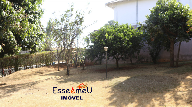 Imagem Casa de Condomínio com 4 Quartos à Venda, 295 m² em Jardins Madri - Goiânia