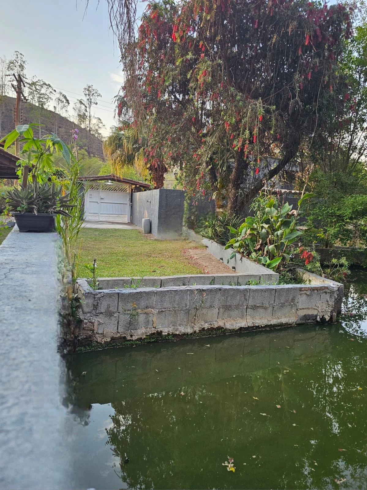 Imagem Chácara com 3 Quartos à Venda, 300 m² em Jundiaizinho (Terra Preta) - Mairiporã