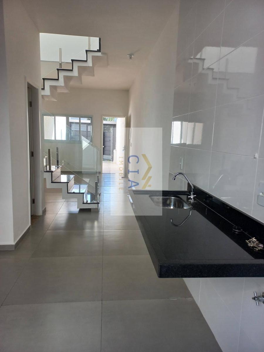 Imagem Sobrado com 3 Quartos à Venda, 129 m²em Vila Medeiros - São Paulo
