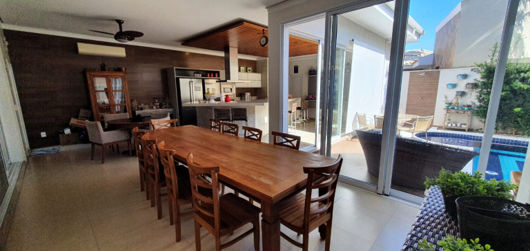 Imagem Casa de Condomínio com 4 Quartos à Venda, 359 m² em Vila Motta - Catanduva