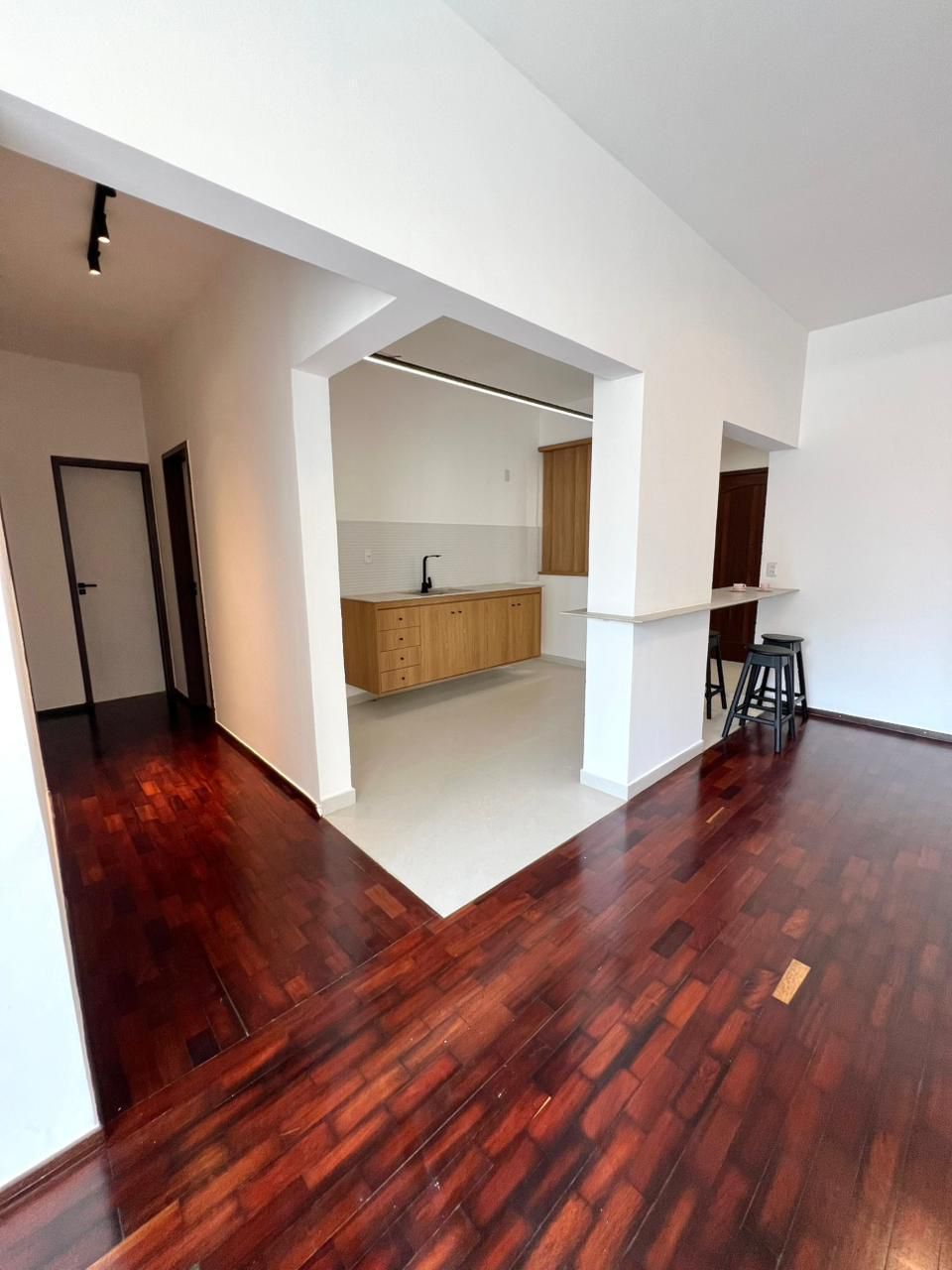Imagem Apartamento com 3 Quartos à Venda, 92 m²em Batista Campos - Belém