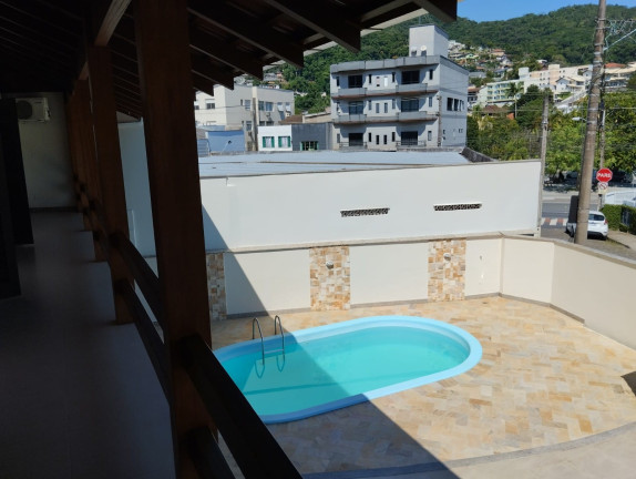 Imagem Casa com 4 Quartos à Venda, 400 m² em Garcia - Blumenau