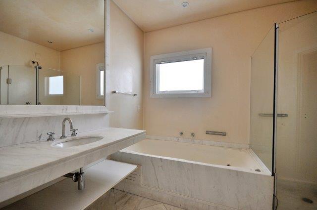 Imagem Casa com 4 Quartos à Venda ou Locação, 297 m²em Alto de Pinheiros - São Paulo