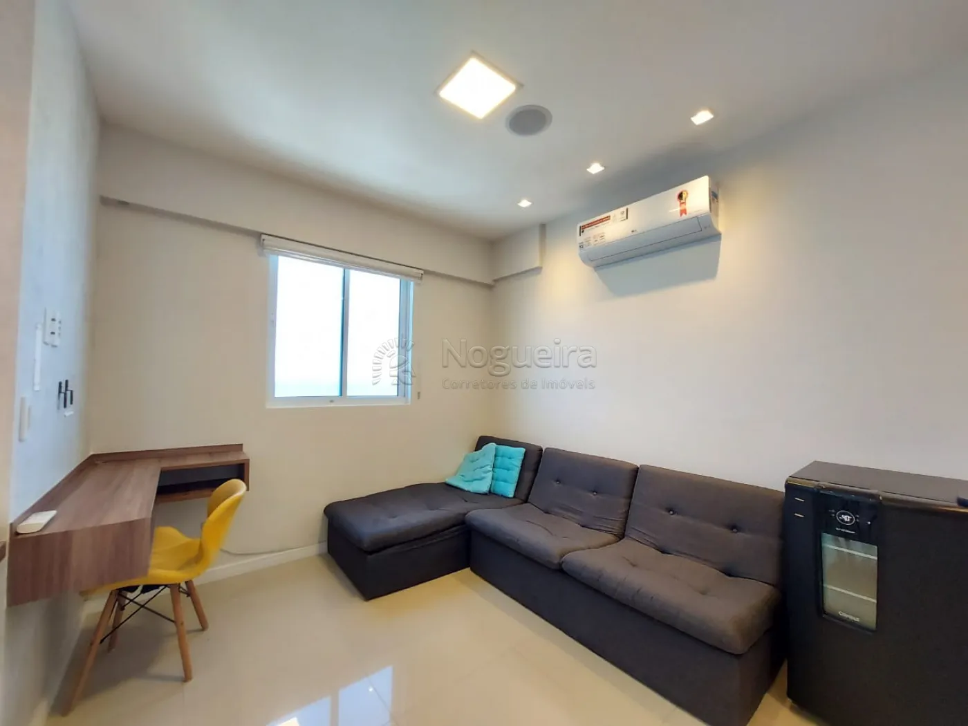 Imagem Apartamento com 2 Quartos à Venda, 74 m²em Candeias - Jaboatão dos Guararapes