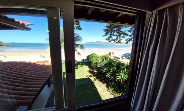 Imagem Casa de Condomínio com 5 Quartos à Venda, 410 m² em Geribá - Armação dos Búzios