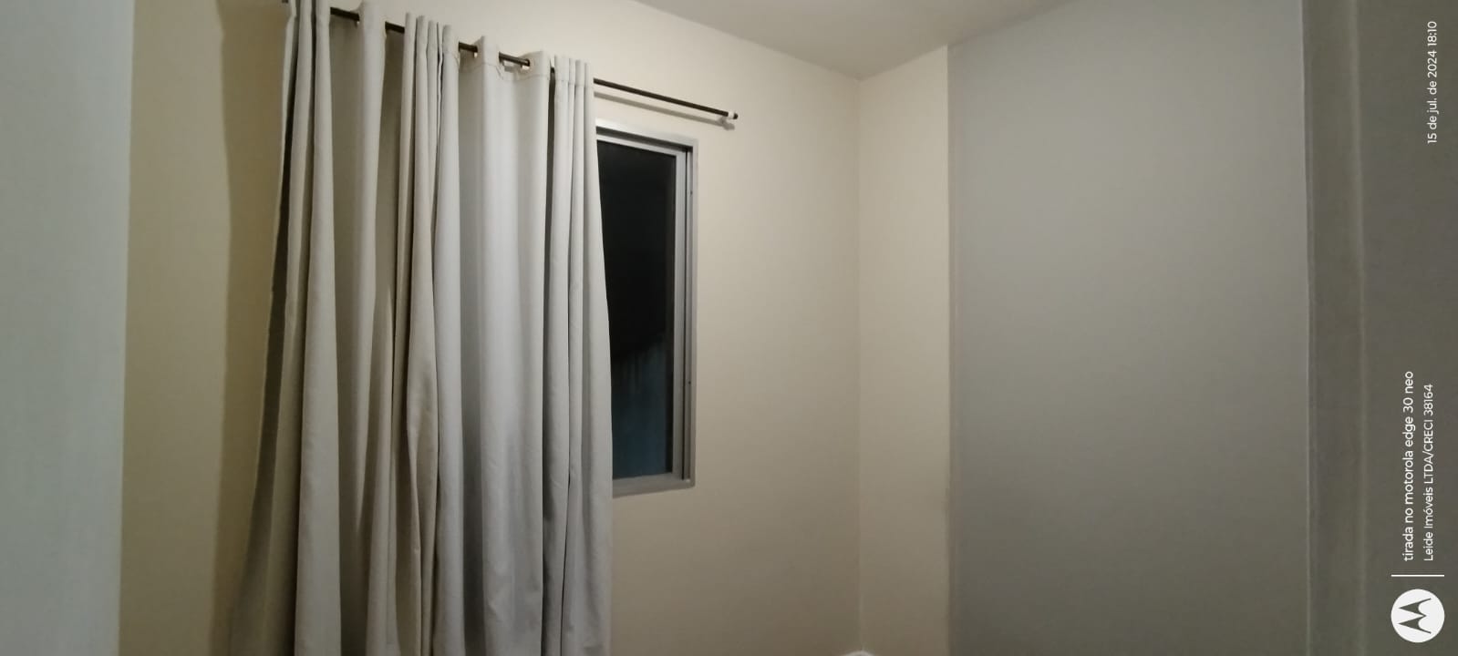 Imagem Apartamento com 2 Quartos à Venda ou Locação, 46 metro em Centro - Florianópolis