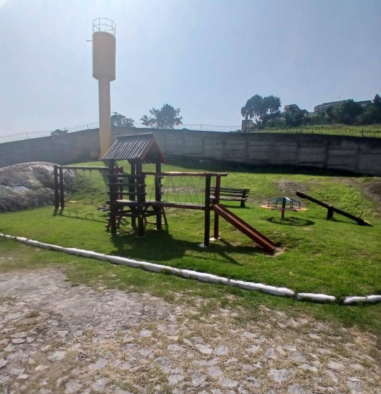 Imagem Casa de Condomínio com 2 Quartos à Venda, 75 m² em Neves (Neves) - São Gonçalo