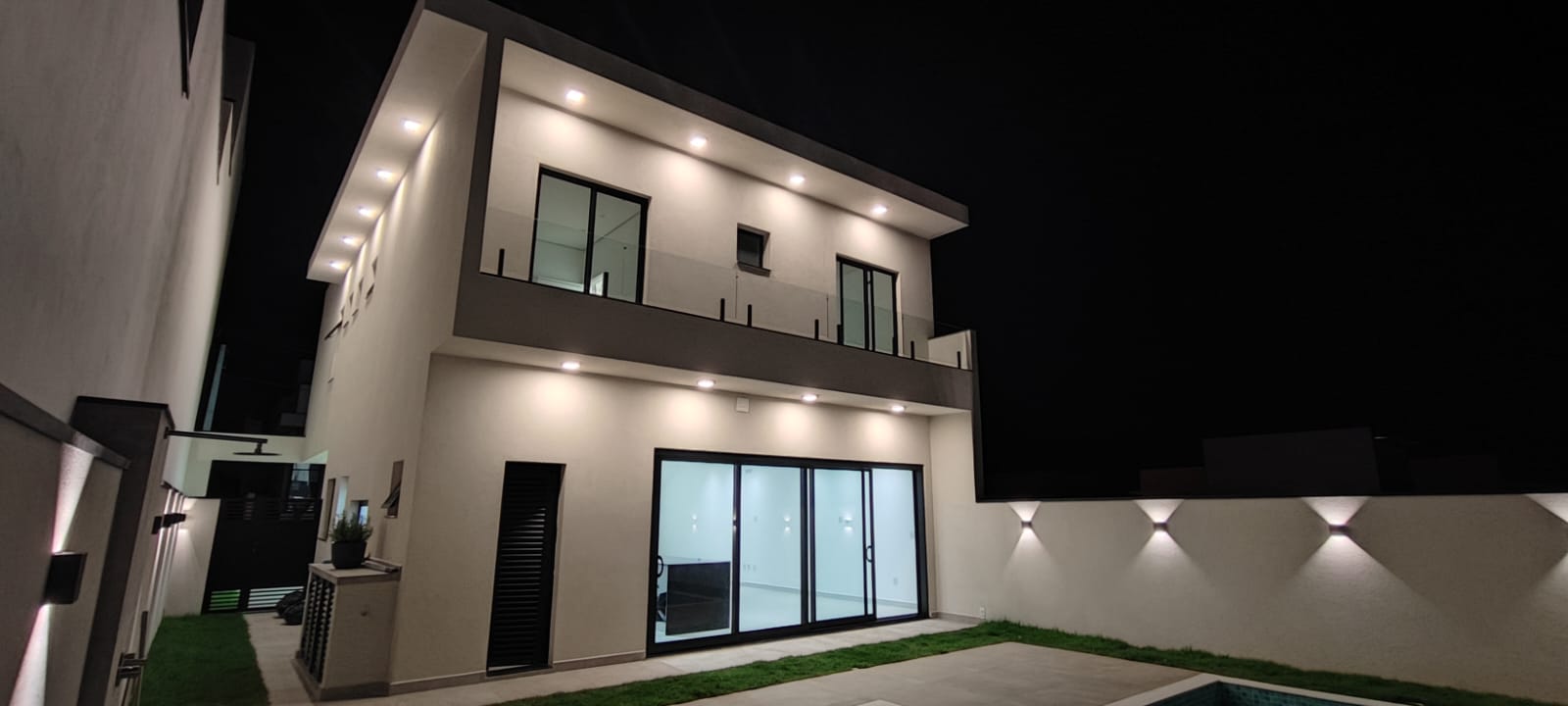 Imagem Casa de Condomínio com 3 Quartos à Venda, 223 m²em Jardim Ermida I - Jundiaí