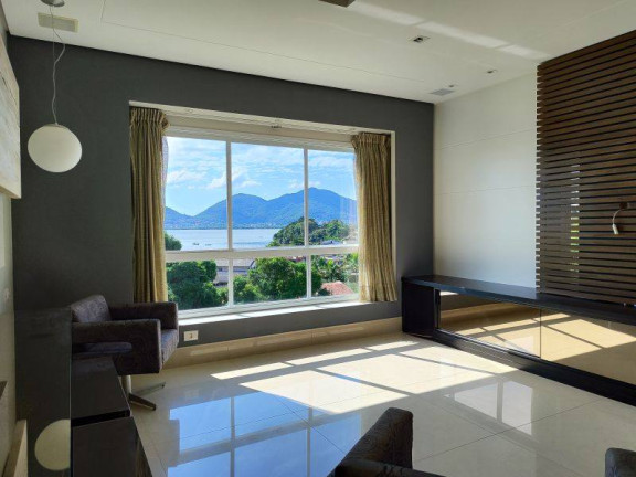 Foto do imóvel: Sobrado com 5 Quartos à Venda, 480 m² em João Paulo - Florianópolis