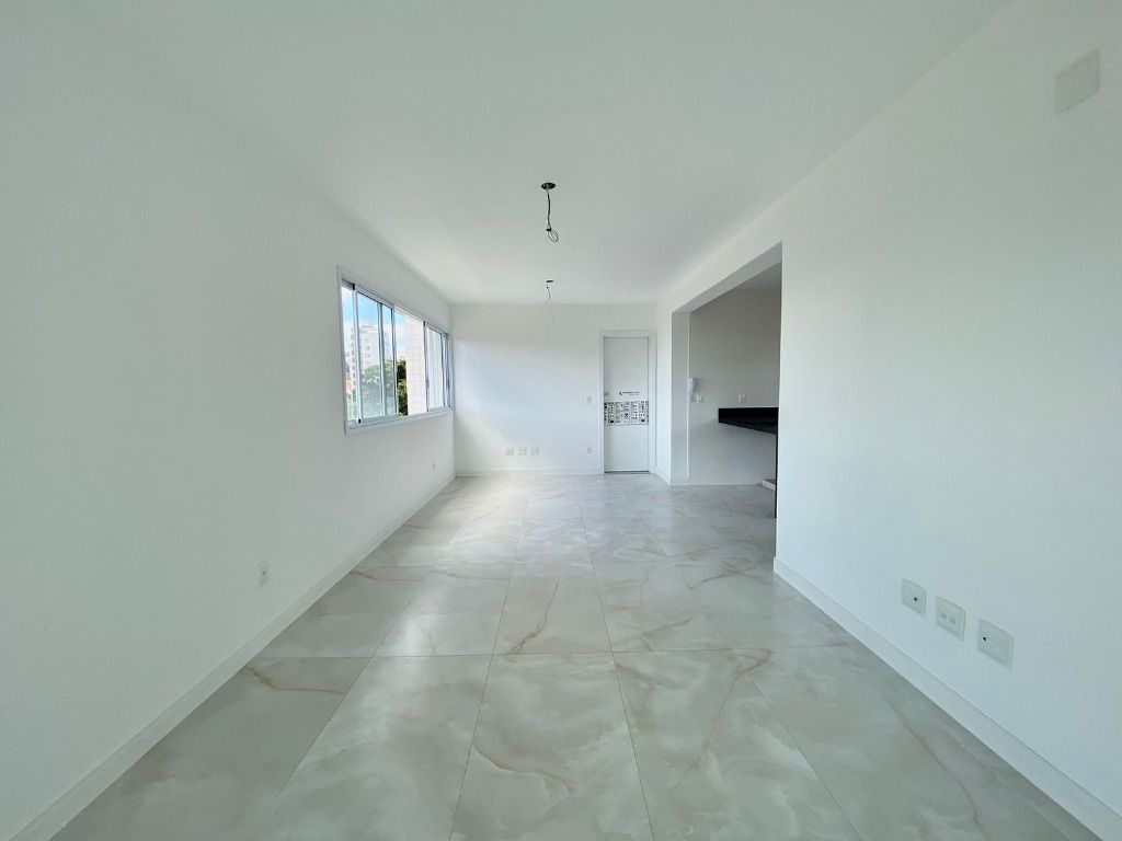 Imagem Apartamento com 4 Quartos à Venda, 138 m² em Jaraguá - Belo Horizonte