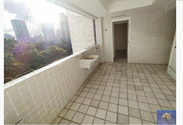 Imagem Apartamento com 4 Quartos à Venda, 217 m² em Tamarineira - Recife