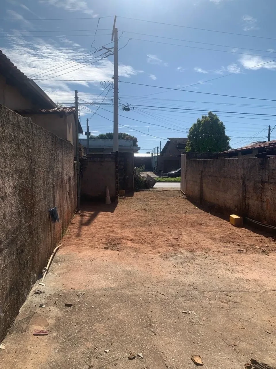 Imagem Terreno à Venda, 375 metro em Jardim Nova Era - Aparecida de Goiânia