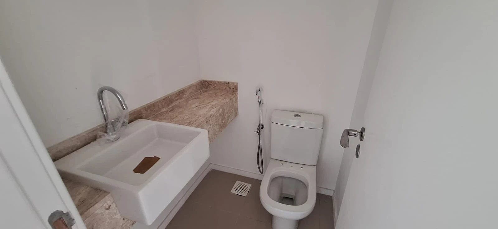 Foto do imóvel: Apartamento com 4 Quartos à Venda, 229 m² em Meireles - Fortaleza