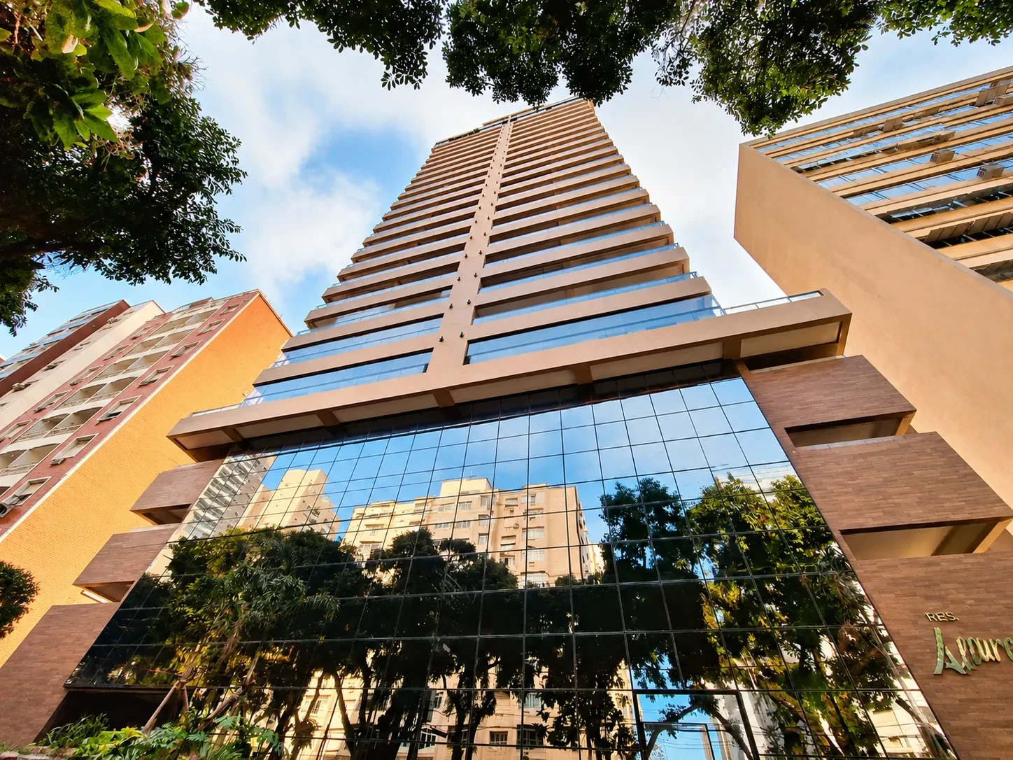 Imagem Apartamento com 2 Quartos à Venda, 75 m² em José Menino - Santos