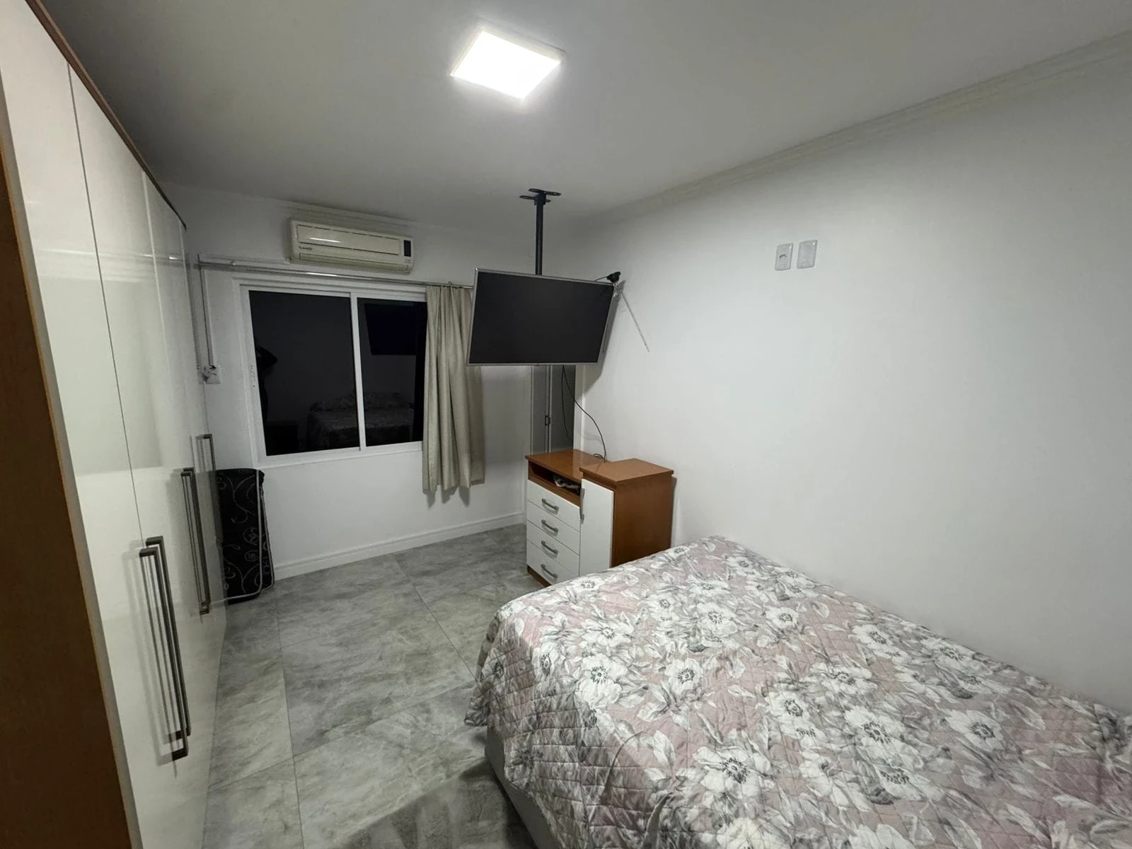 Imagem Casa com 5 Quartos à Venda, 393 m² em Presidente Médici - Chapecó