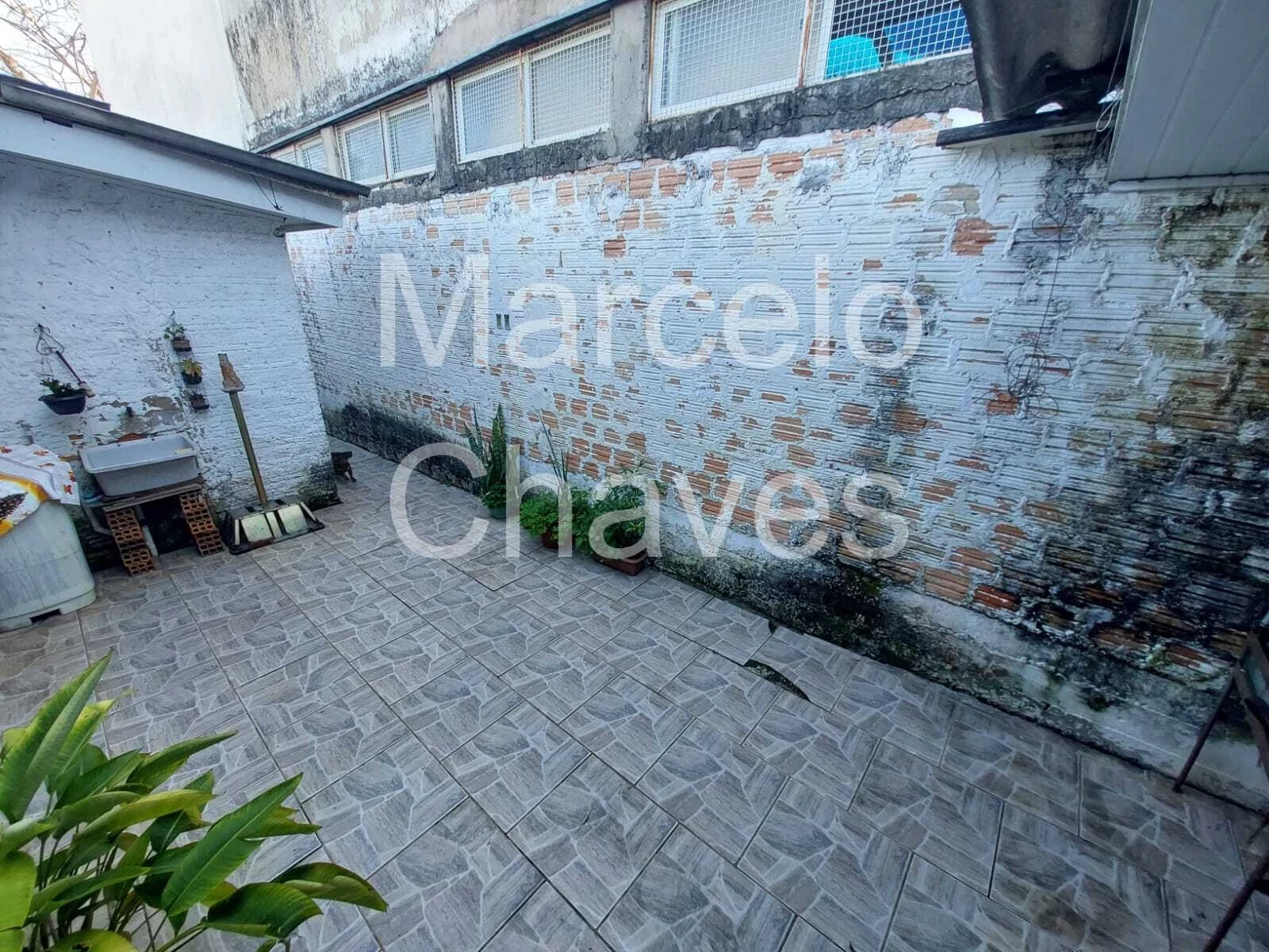 Imagem Terreno à Venda, 194 m² em Medianeira - Porto Alegre