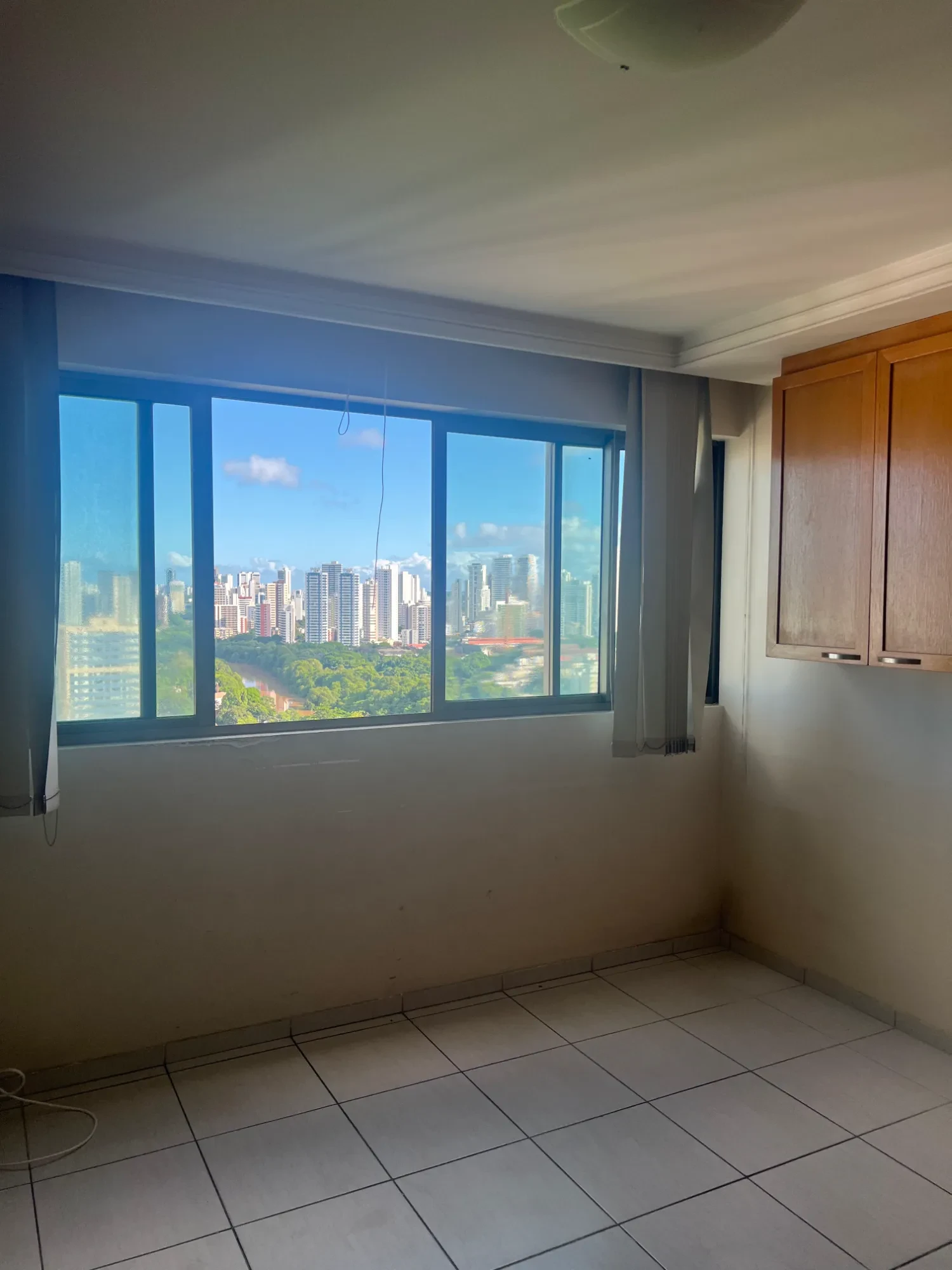 Imagem Apartamento com 4 Quartos à Venda, 208 m² em Jaqueira - Recife
