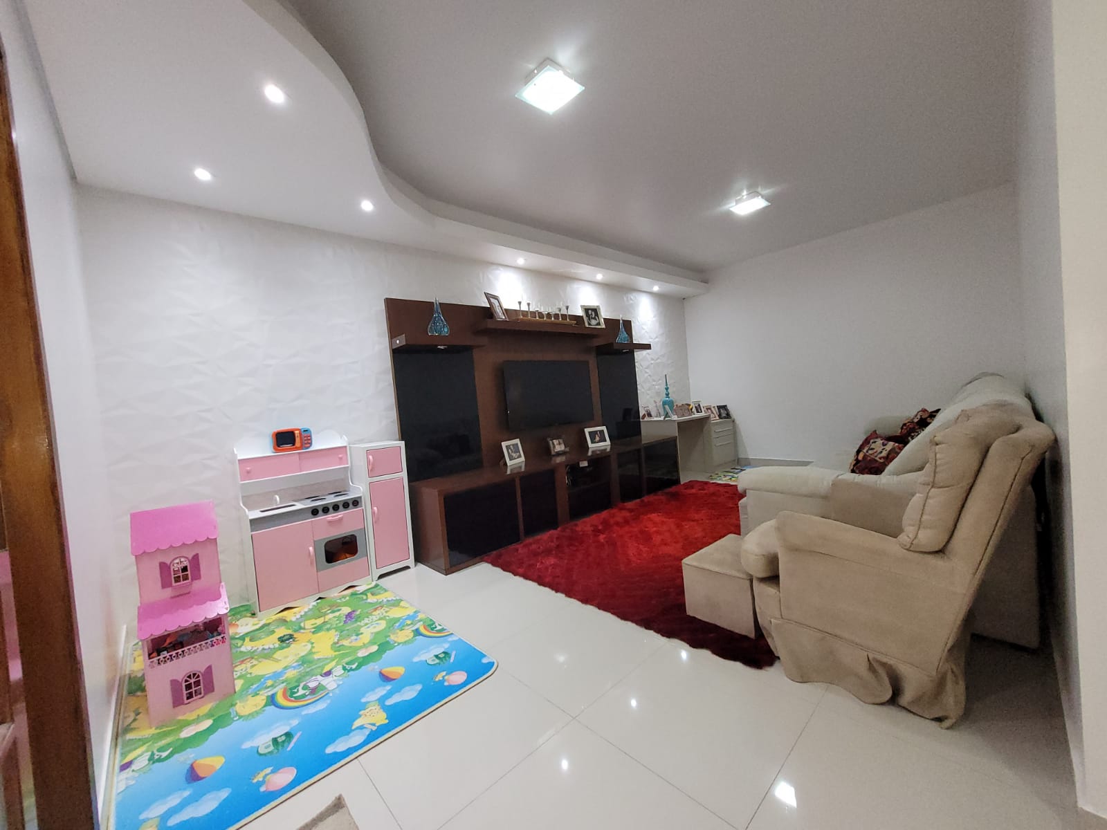 Foto do imóvel: Casa com 3 Quartos à Venda, 320 m² em Mogi Moderno - Mogi das Cruzes