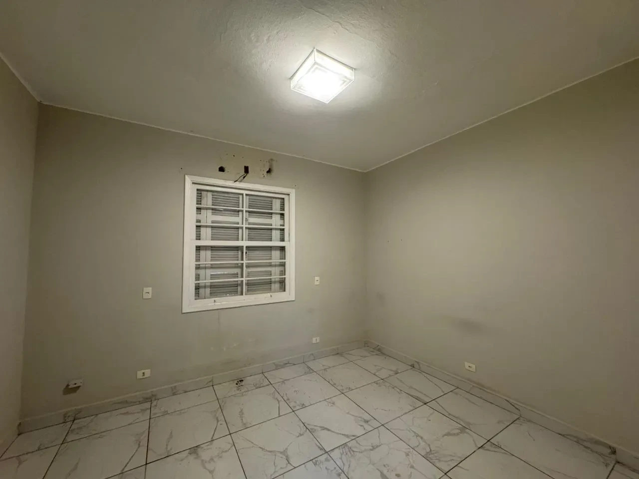 Imagem Ponto Comercial à Venda ou Locação, 324 m² em Aparecida - Santos